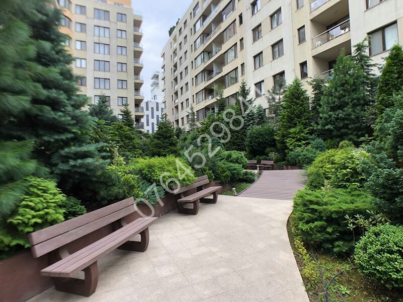 Aviatiei Herastrau, Str. Zagazului, North Area Lake View, la 7 min. metrou.